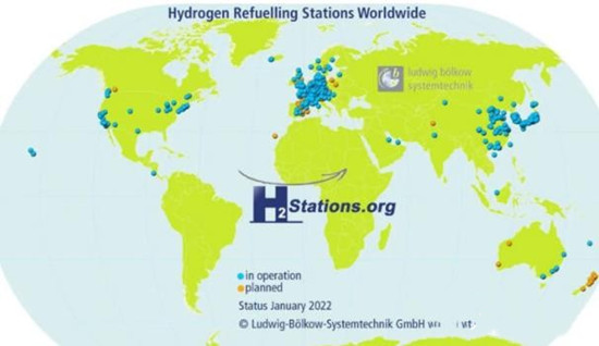 2021年，142座新站投入使用，刷新了氢燃料加注的记录(图1)